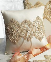 Luxe Ring Pillow