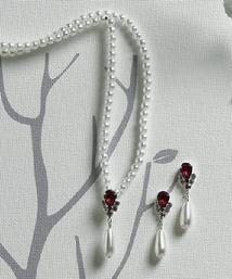 8346 Pear Shaped Crystal with White Pearl Drop Necklace, Earrings & Bracelet Set