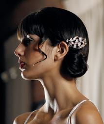 8975 Silver Coloured Hair Comb with Crystals & Pearls