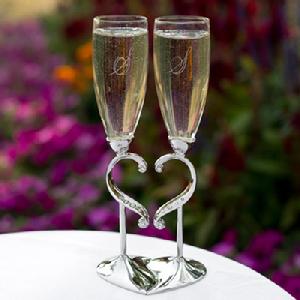 20771 Linked Love Toasting Flutes