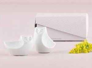 9403 Owl Salt & Pepper Shaker Favours